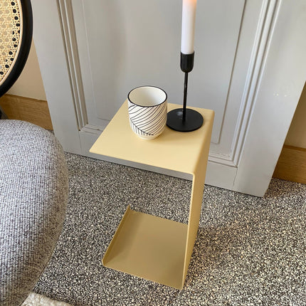 Meni20 - Stand - Sand
