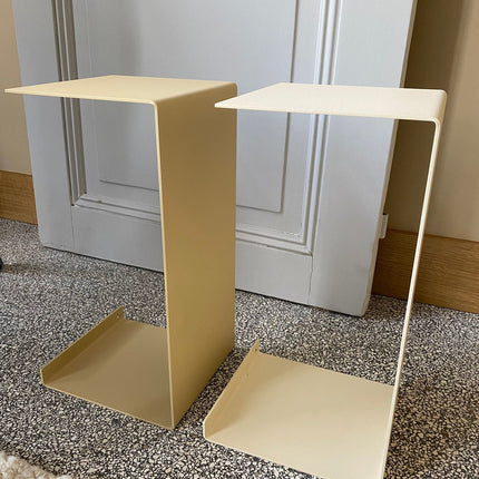 Meni20 - Stand - Sand